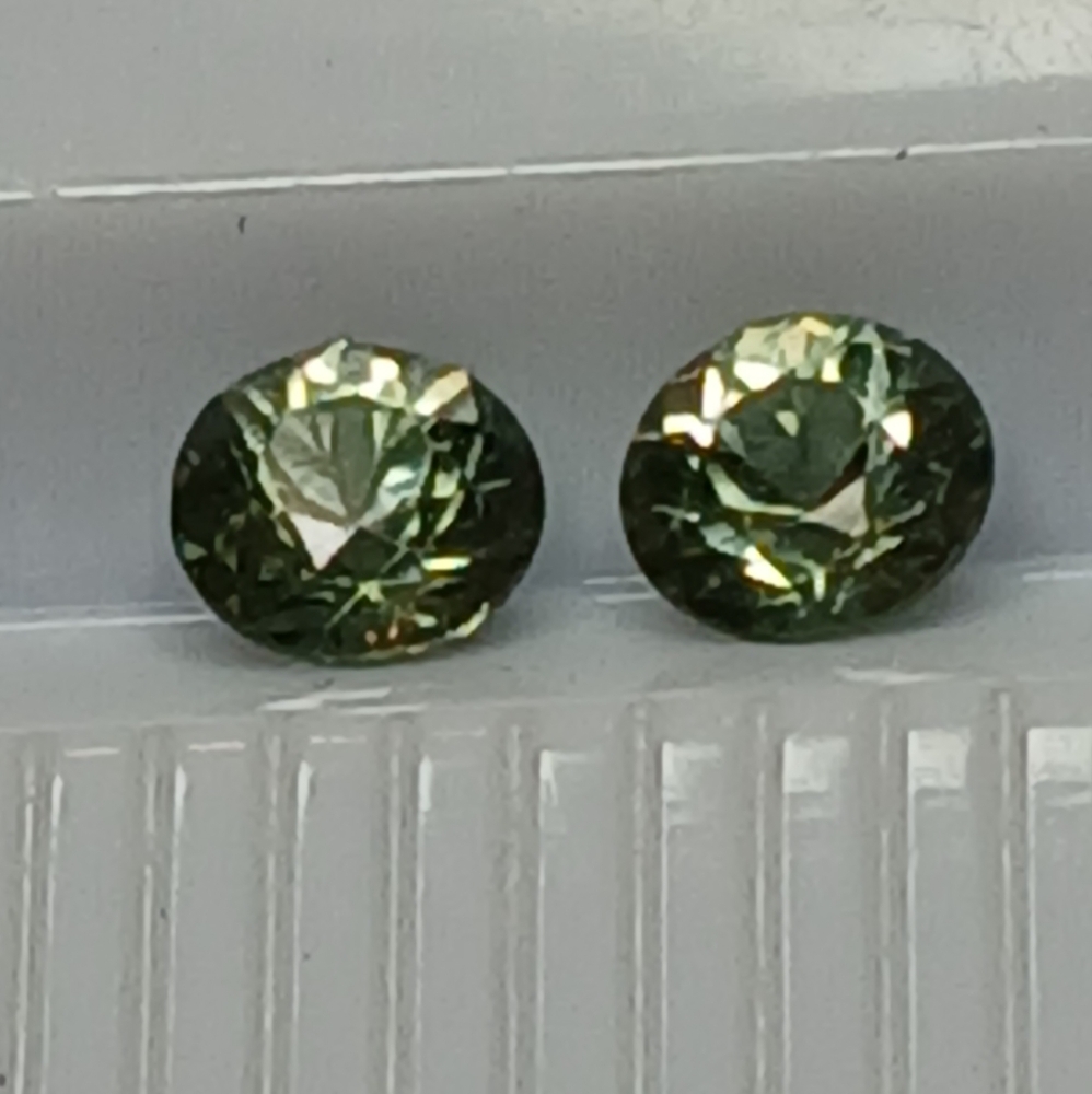 Elegant Green Round Cut Zircon Gemstones 3mm